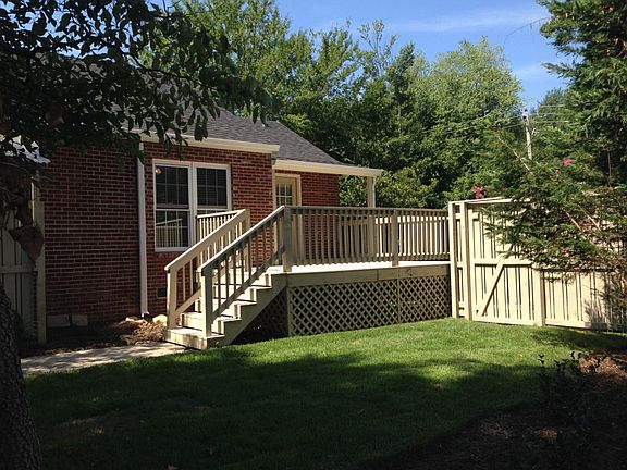 Fenced backyard for unit B