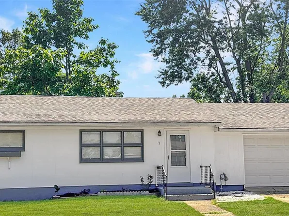 3 Lisa Dr, Fredericktown, MO 63645