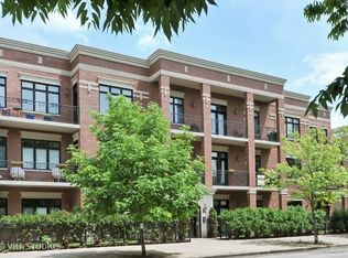 4727 N Damen Ave #2D, Chicago, IL 60640