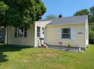 604 S 35th St, Mattoon, IL 61938