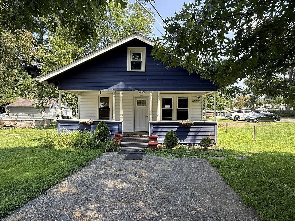 15 Court Ave