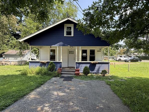 15 Court Ave