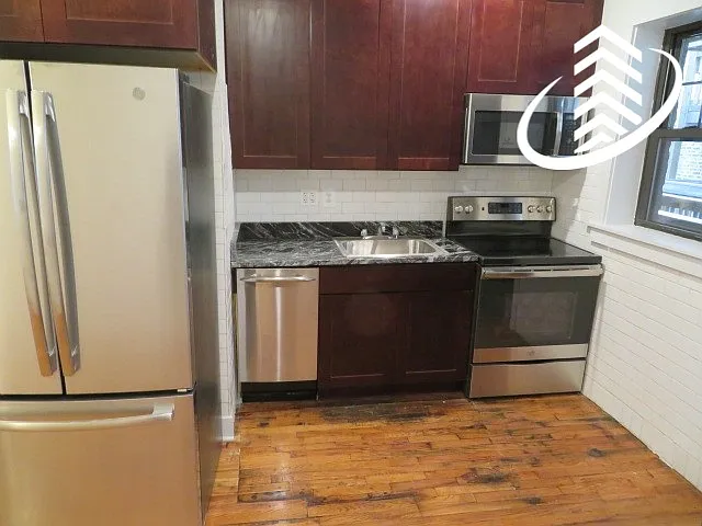 845-55 W Agatite Ave #3W — Photo 12