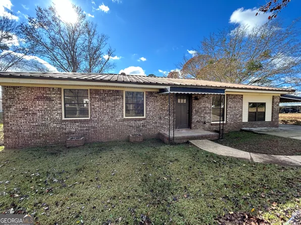 6643 16th St SW, Lanett, AL 36863
