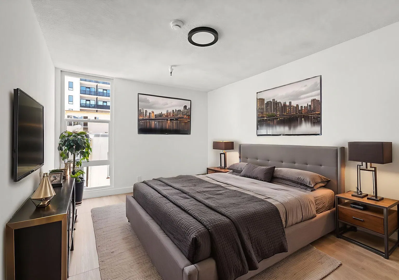 Welcome Home || Apply Now || Newly Remodeled — Photo 4