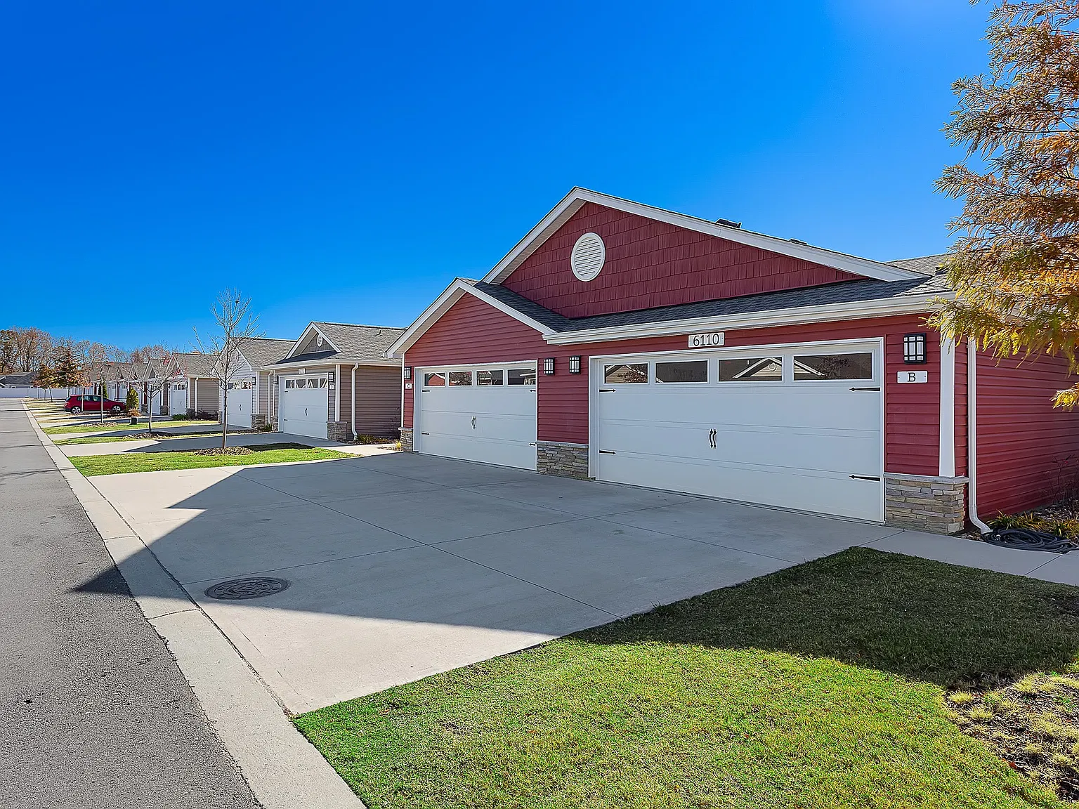 Redwood Charlotte Ridge Road — Photo 2