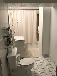 Rented by La Seven Inc.