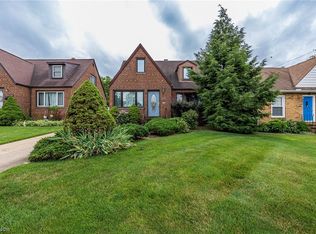 8409 Southington Dr, Parma, OH