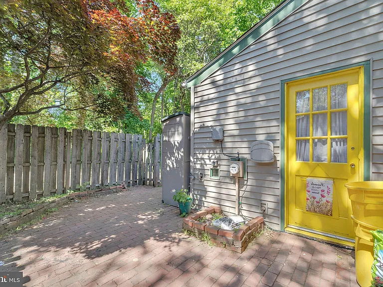 40 Rittenhouse Dr — Photo 28