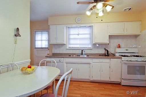 3rd image of 8549 Monticello Ave