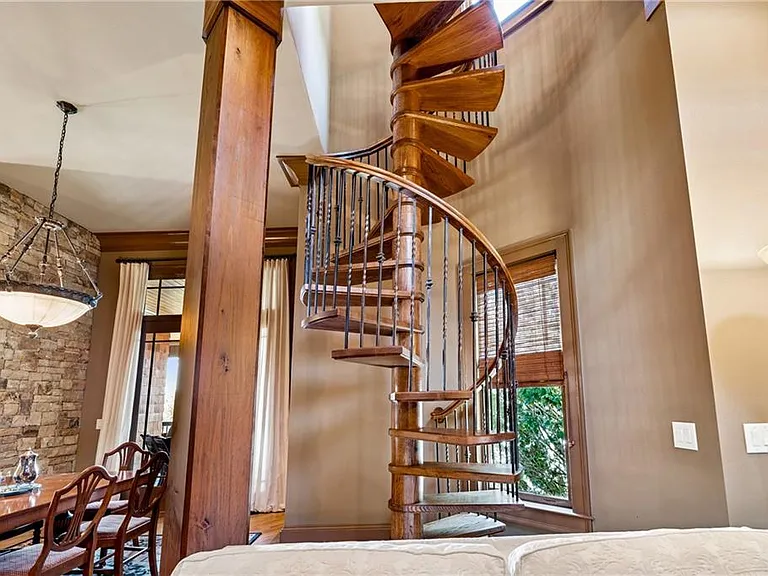 6407 Grand Marina Cir — Photo 39