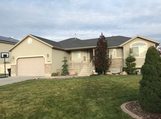 1974 N 2530 W, Clinton, UT 84015