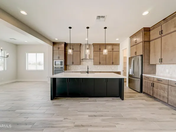 4029 W SILVERDALE Road, San Tan Valley, AZ 85144