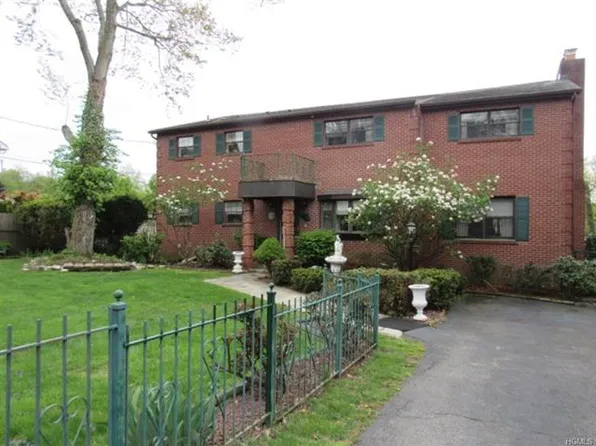5 Hillside Cl, White Plains, NY 10603