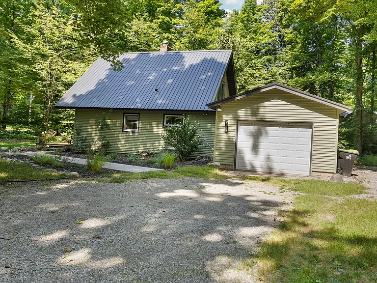 2170 N Jacobson Rd — Photo 33