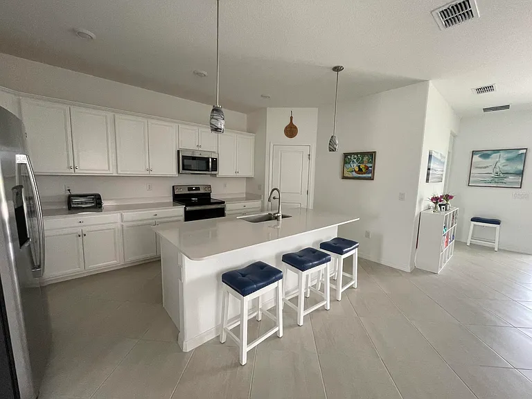 2524 Kona Way — Photo 5