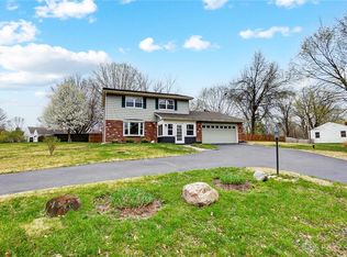 1818 Stansberry Rd, Dayton, OH 45432