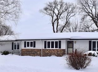106 Parkview St, Thief River Falls, MN 56701