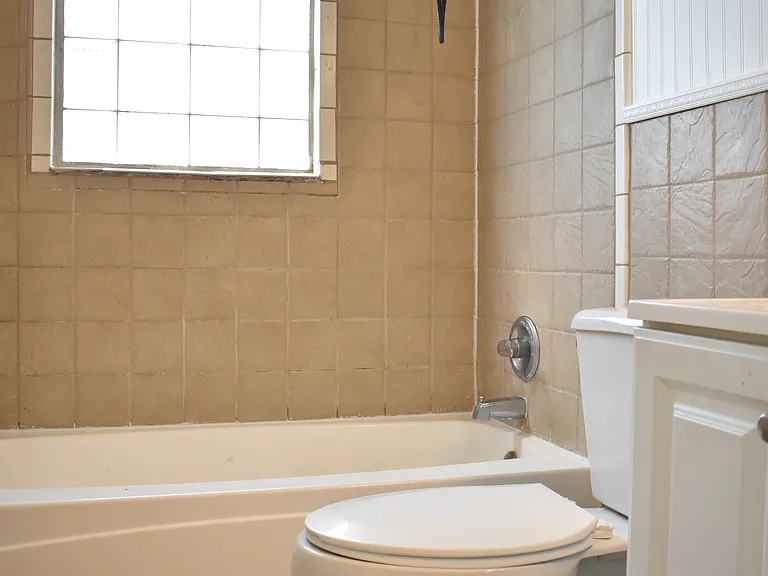 7019 Cardwell St — Photo 13
