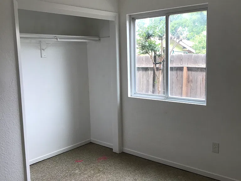 323 Magnolia St #101 — Photo 18