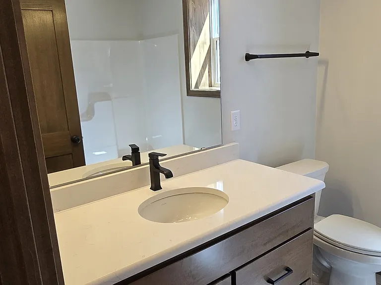510 Lande St — Photo 9