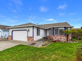 1373 Longspur Ct, McKinleyville, CA 95519