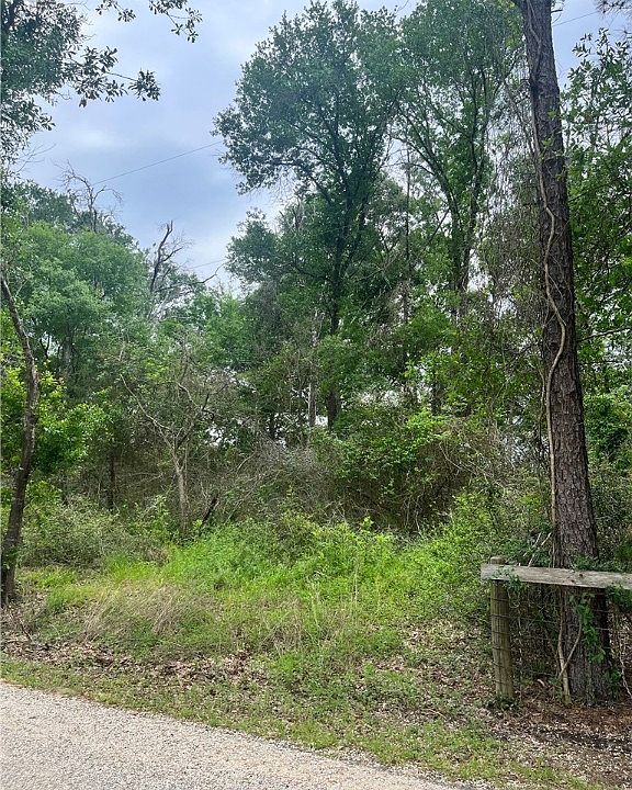 1st image of Hickory Nut Ln