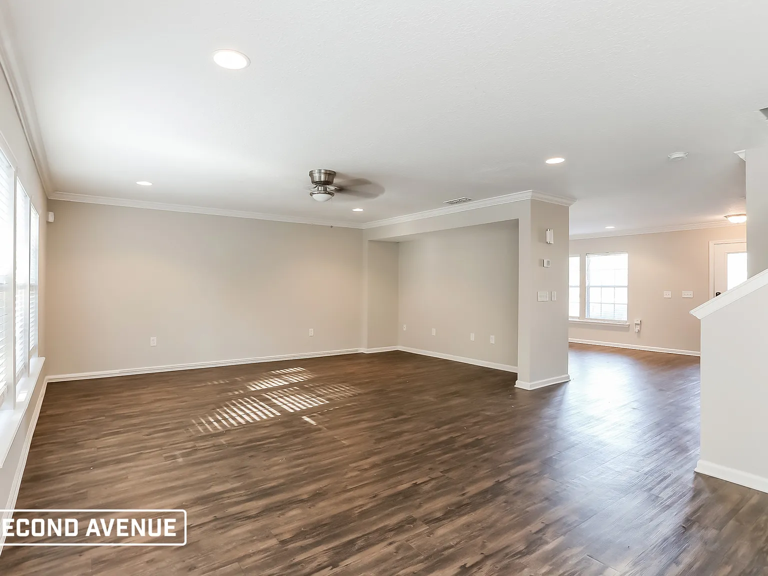 3 bed, 2.5 bath, 2547 sqft, $2,045 — Photo 4