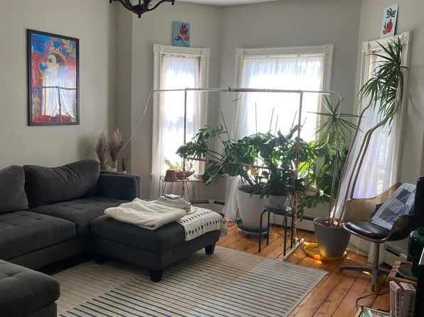 119 Hudson St #2, Providence, RI 02909