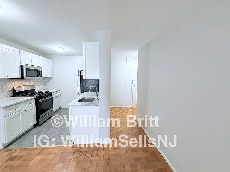 145 Main St #1E — Photo 23
