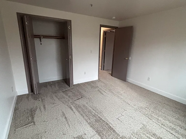 2561 N Roosevelt Dr #203 — Photo 12