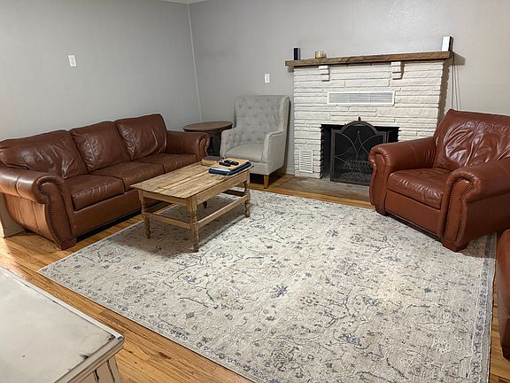 2nd image of 8840 N Yale Ave