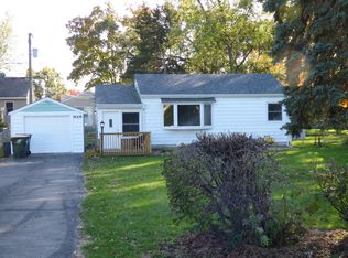 9005 Ramble Rd, Wonder Lake, IL 60097