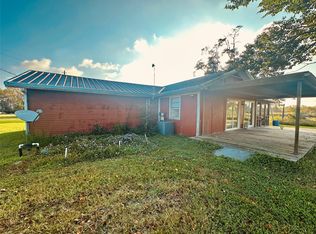 1414 Angle Rd, Angleton, TX 77515