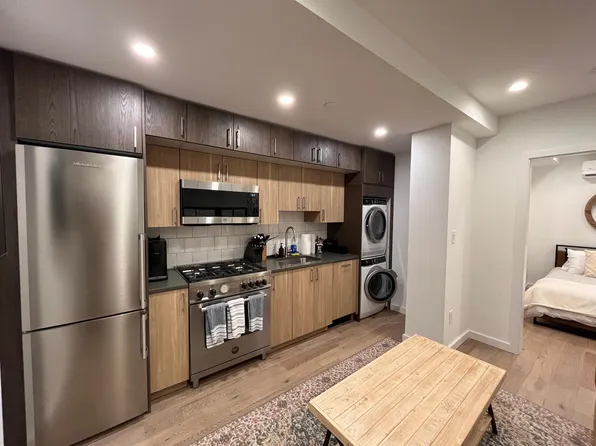 1412 15th St NW #2, Washington, DC 20005