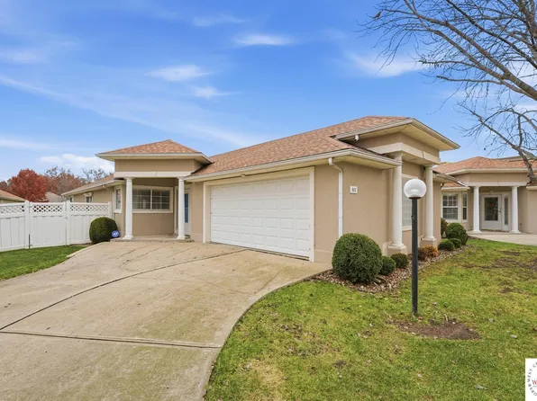 813 NW North Ridge Ct, Blue Springs, MO 64015