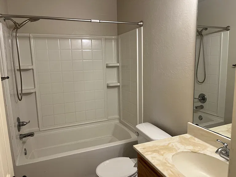 17612 Black Hawk Dr — Photo 13