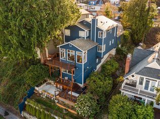 2838 Patten Pl W, Seattle, WA 98199