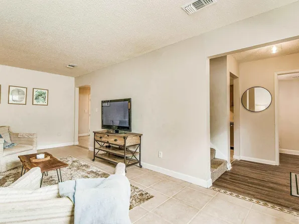 2703 E De Soto St, Pensacola, FL 32503