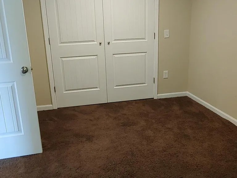 273 Teaberry Rd #B — Photo 6