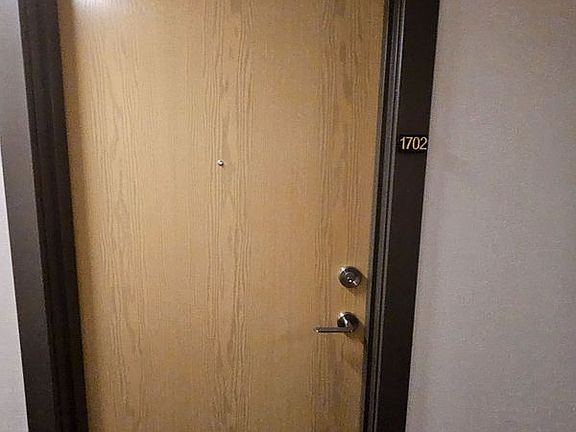 2nd image of 1350 Ellesmere Rd #1702