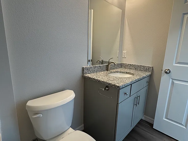 4407 E Ravenna St — Photo 25
