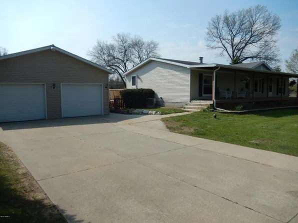 6508 Boulter Rd, Shelbyville, MI 49344