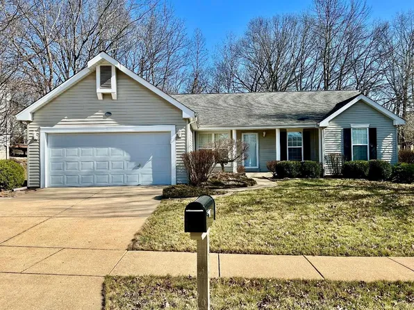 453 Mission Bay Dr, Grover, MO 63040