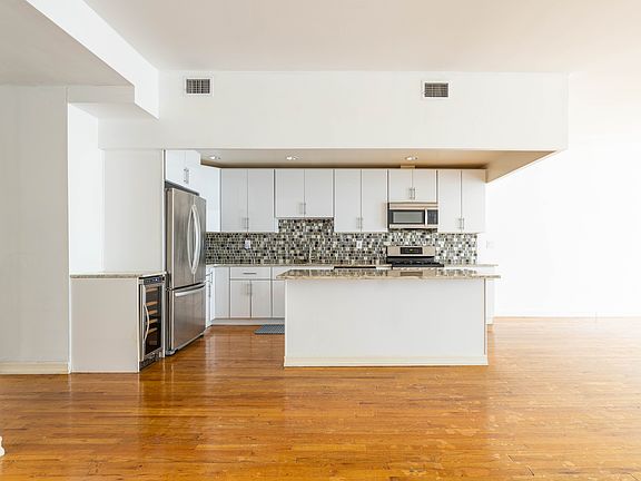 4th image of 384 3rd Ave #3