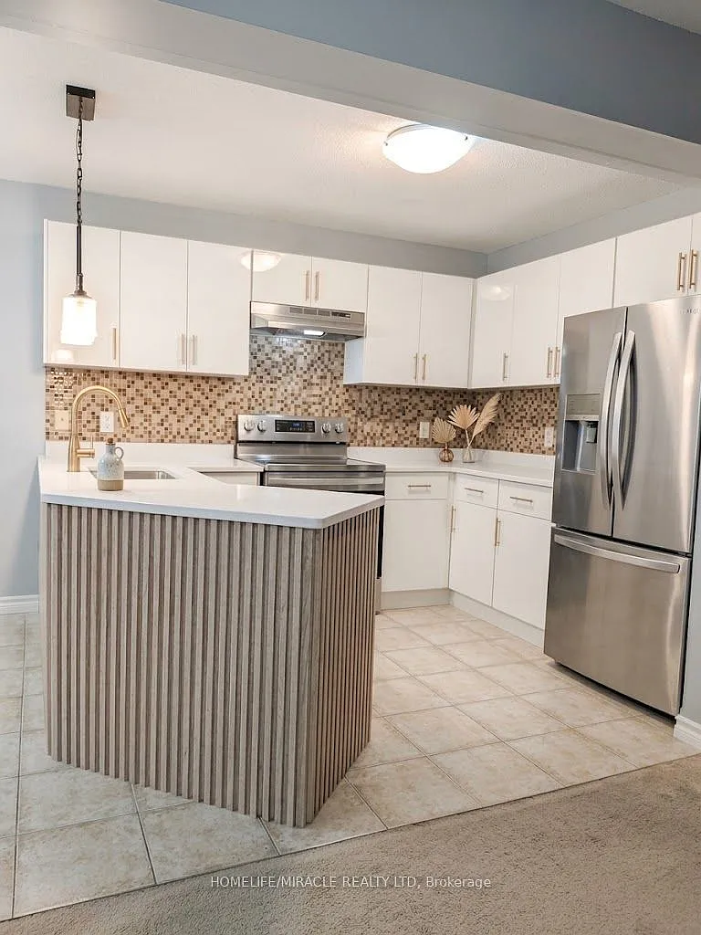 3 bed, $2,800 — Photo 1