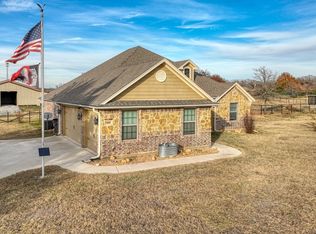 1460 Jay Bird Rd, Springtown, TX 76082