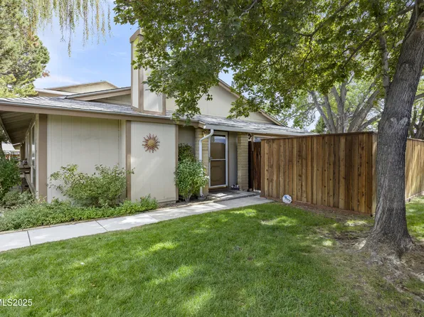 848 Parkside Dr APT 1, Sparks, NV 89434