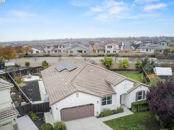 917 Talaria Ct, Oakley, CA 94561