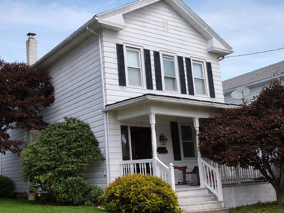 1st image of 43 Willow St
